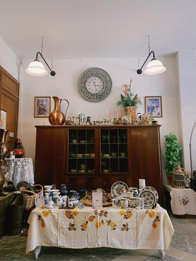 Manee Guesthouse And Record บ้านมานี Chiang Mai Extérieur photo