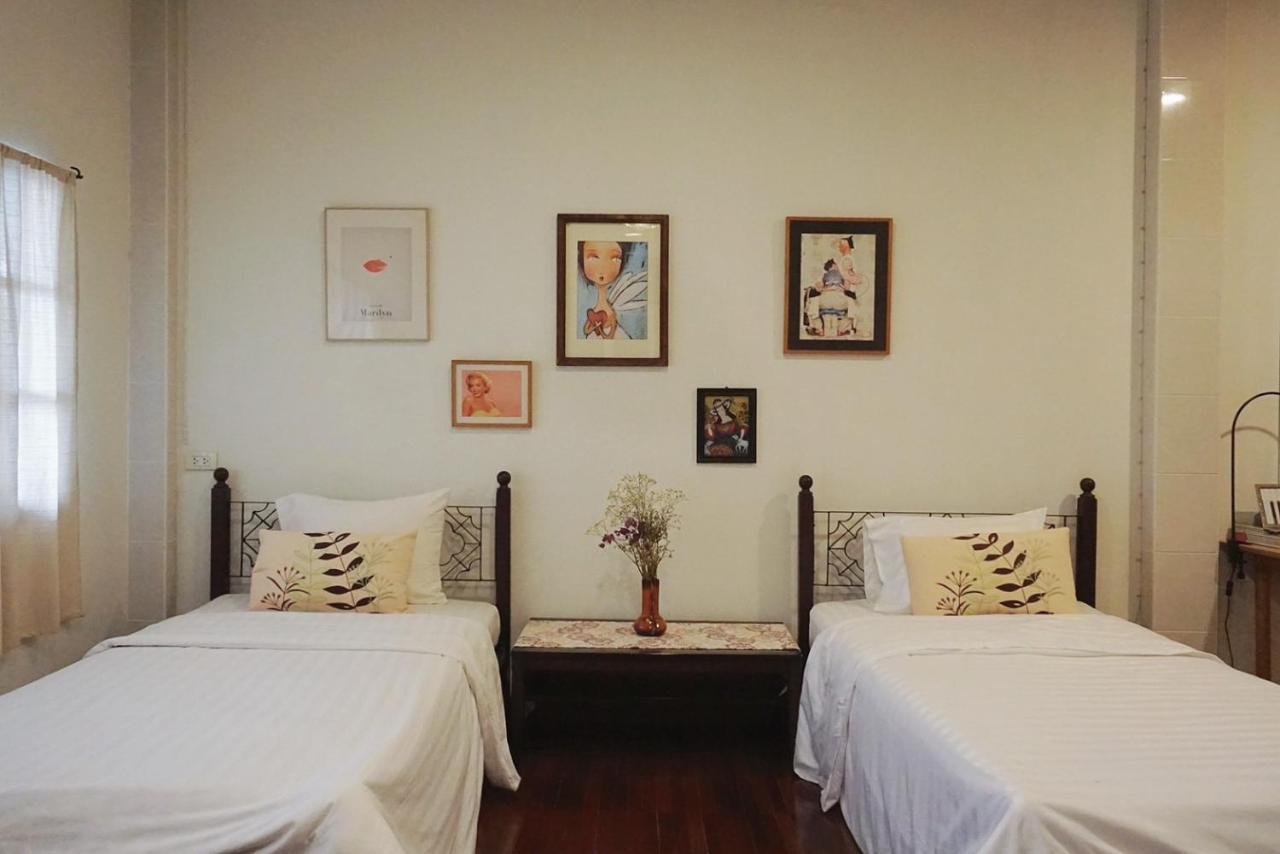 Manee Guesthouse And Record บ้านมานี Chiang Mai Extérieur photo