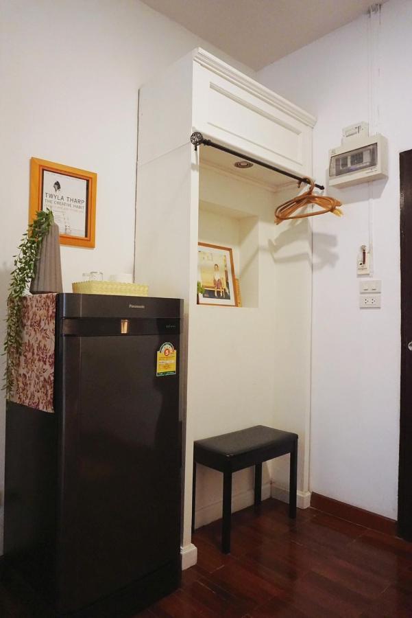 Manee Guesthouse And Record บ้านมานี Chiang Mai Extérieur photo