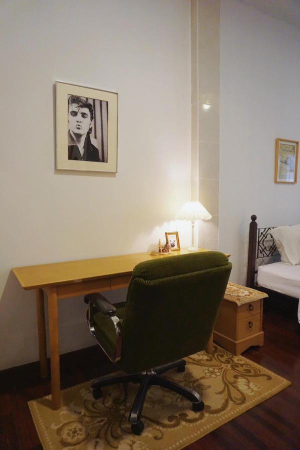 Manee Guesthouse And Record บ้านมานี Chiang Mai Extérieur photo