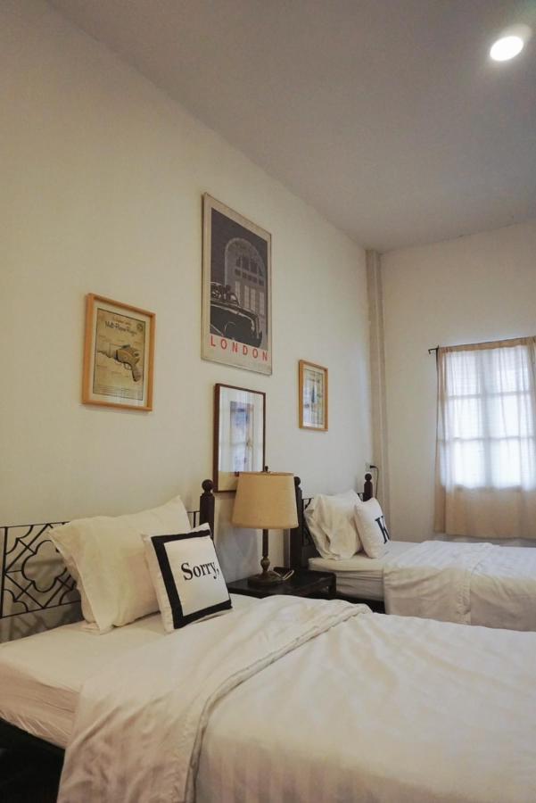 Manee Guesthouse And Record บ้านมานี Chiang Mai Extérieur photo